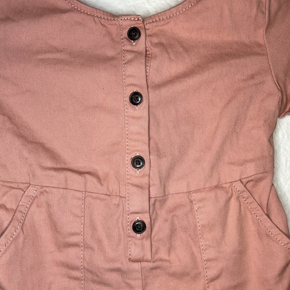 Old navy romper 4t cotton tie back twill outfit - Picture 2 of 4